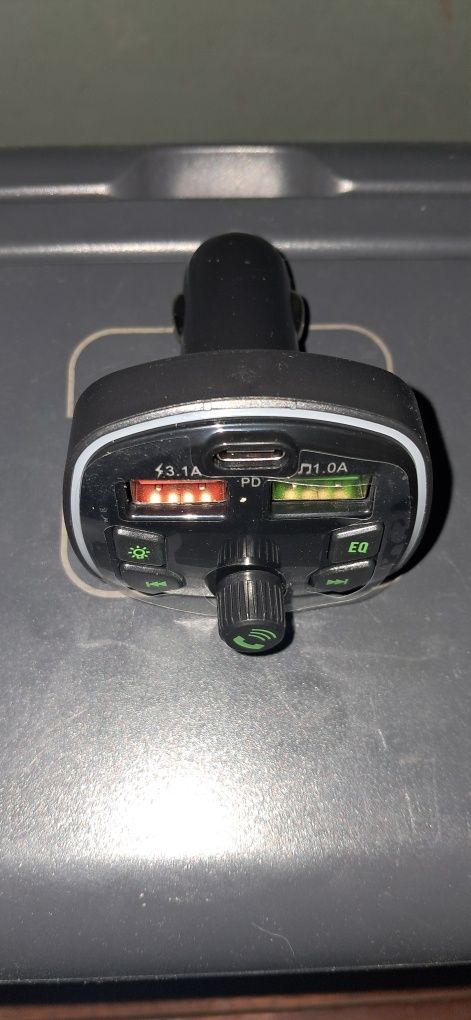 FM модулятори Grand black SD/USB. Із функцією зарядки від usb