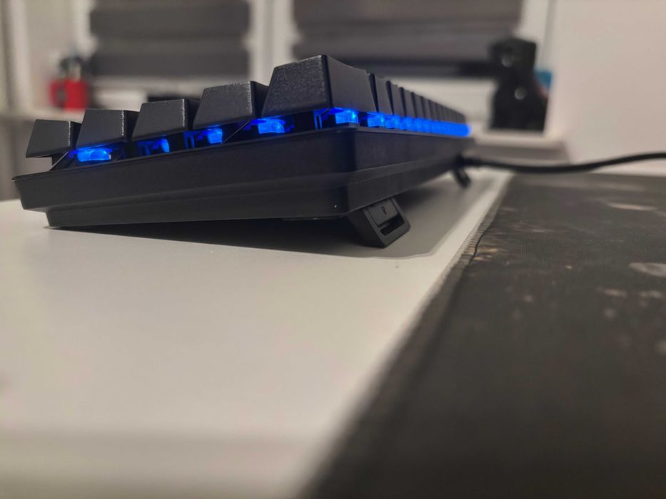 Razer Huntsman Mini (Purple Switch)