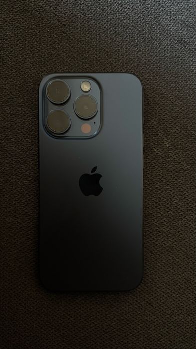 IPHONE 15 pro 128g 600