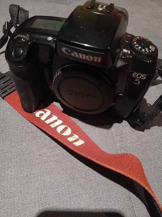 Canon EOS 5 analógica