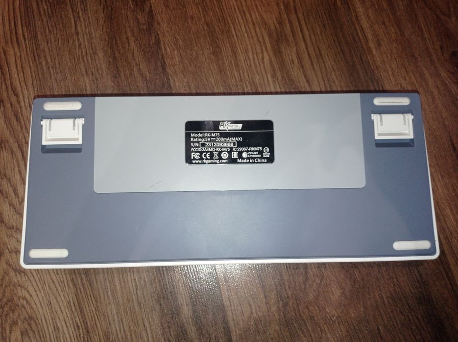 Клавиатура Royal kludge M75 (не работает)