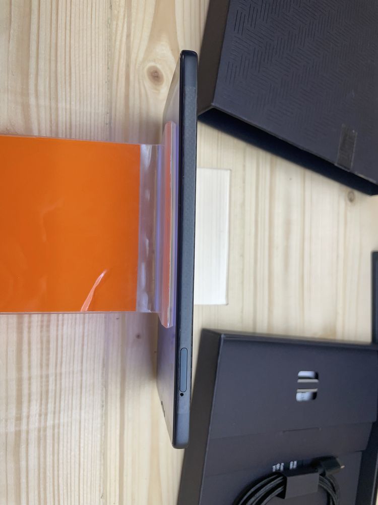 Asus Carbon Mobile MK2 8/256 gb
