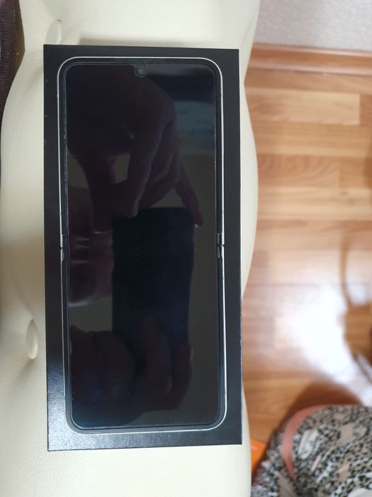 Samsung flip 6 оригинал