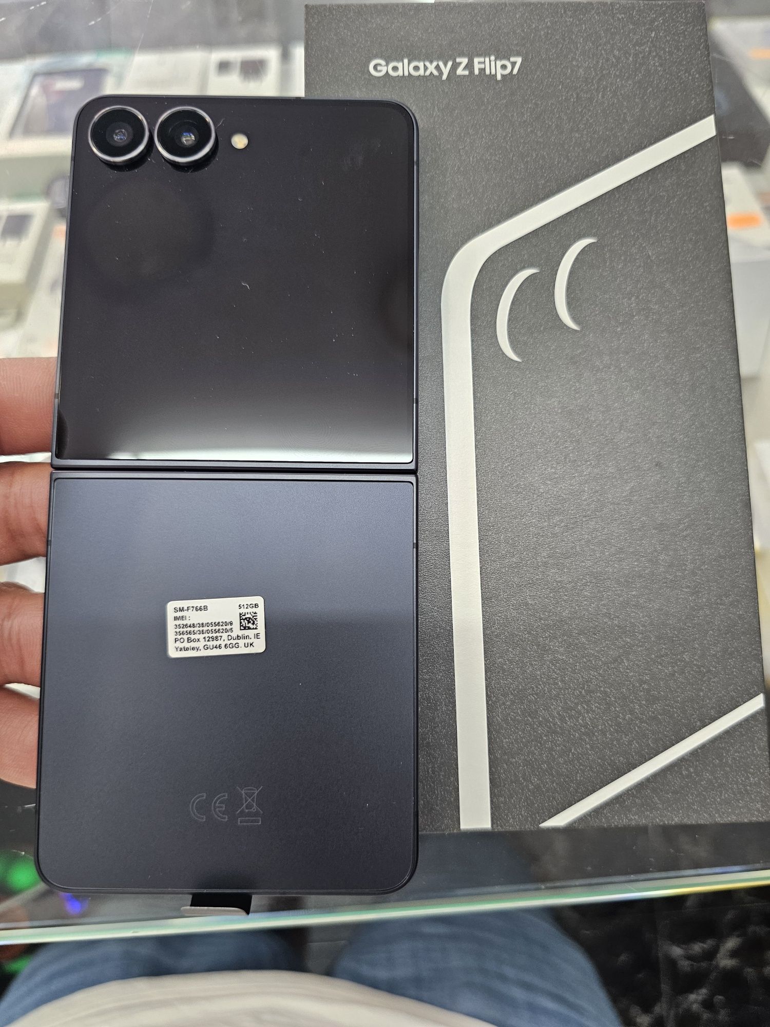 glGalaxy Flip 7..512/12gb