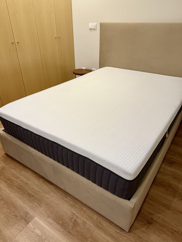 Colchão Emma Hybrid 140x200