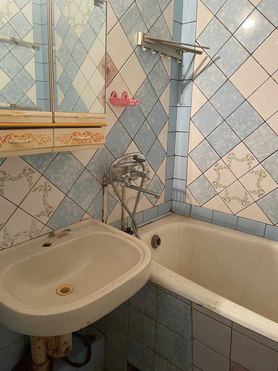 2к квартира Салтовка 522 м/р возле метро Студенческая