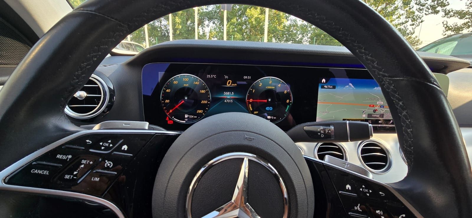 Mercedes Benz  E 300de