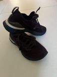 Adidasy firmy NIKE r.35