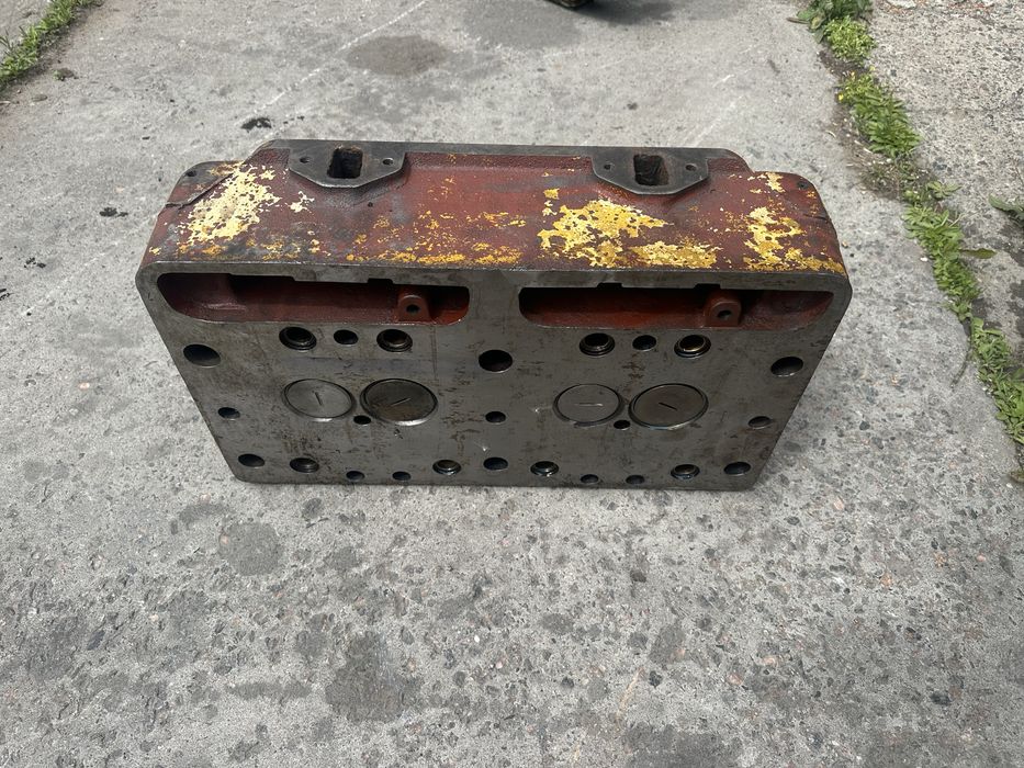 Бортовий фрикціон, головка блоку, КПП, ступиця ЧТЗ Т-130 Т-170