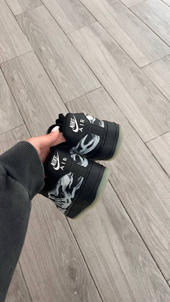 Nike Air Force 1 Low Skeleton Black
