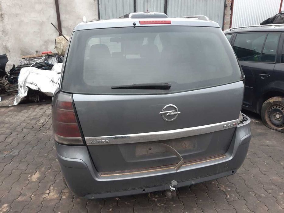 Opel Zafira B lampy hak drzwi sanki kod lakieru Z155