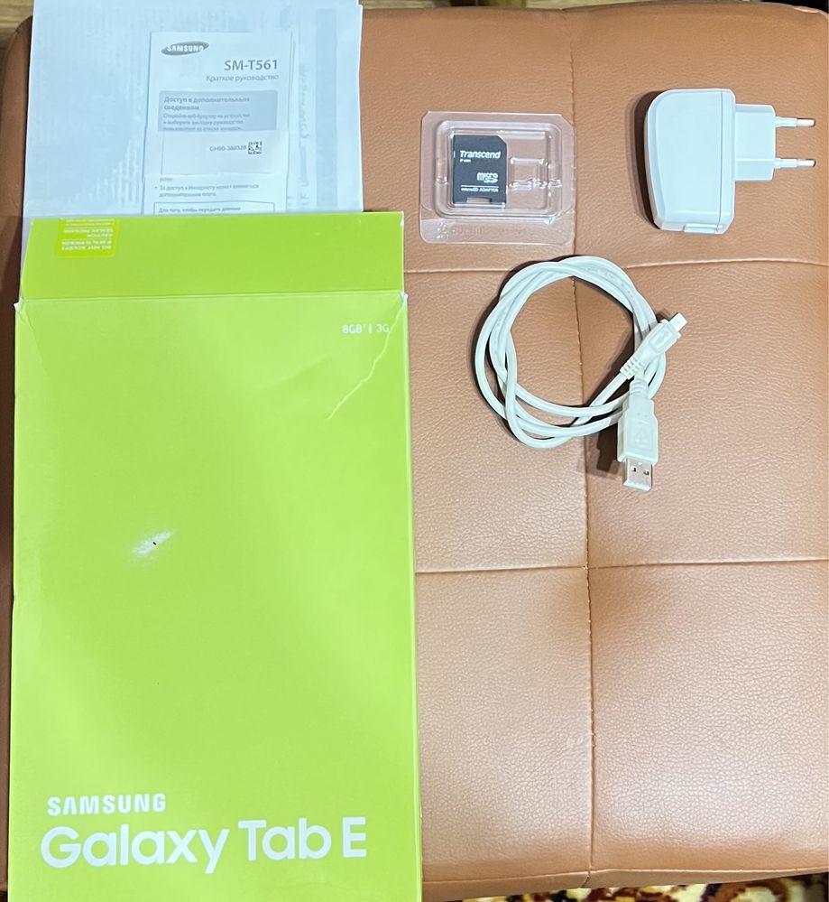 Планшет Samsung SM-T561NZNASEK Galaxy Tab E Gold Brown