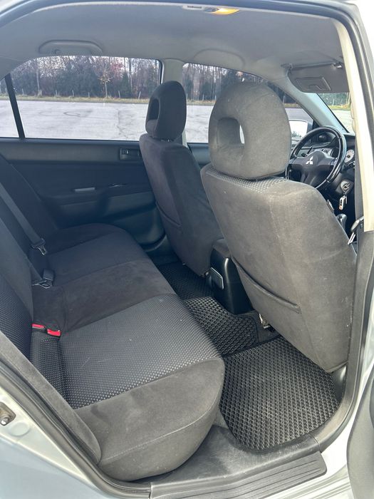 Продам Lancer IX