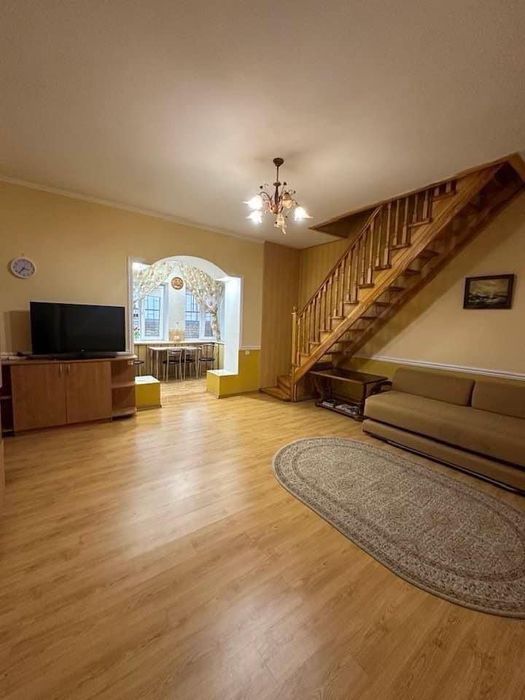 Оренда частини будинку ЦЕНТР