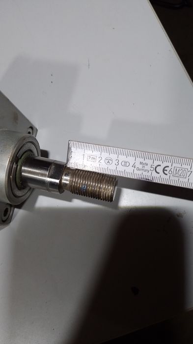 Гідравлічний циліндр новий