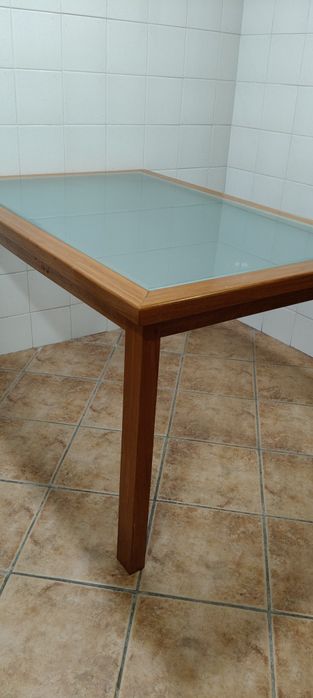 Mesa de sala de jantar