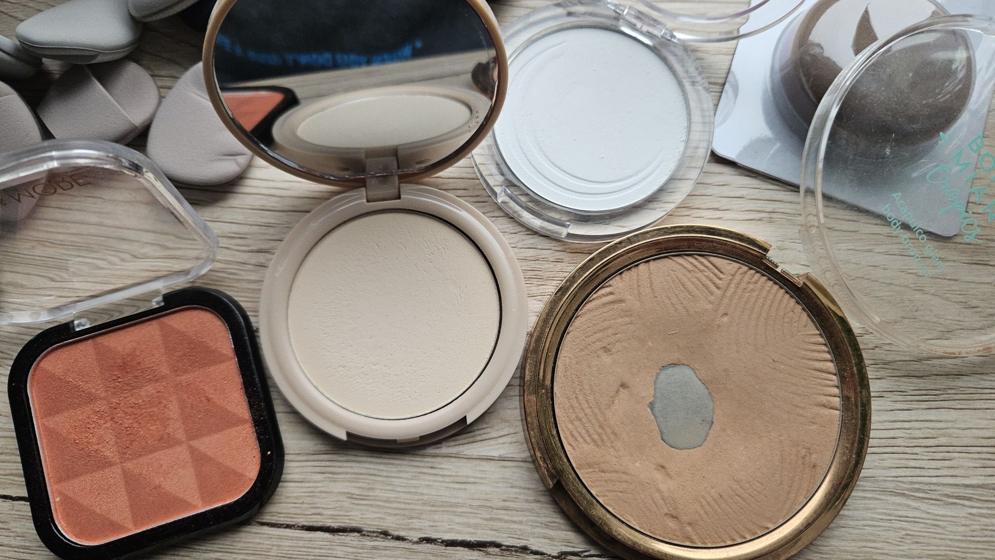 Zestaw puder annabelle mineralny paese rubycell gąbka