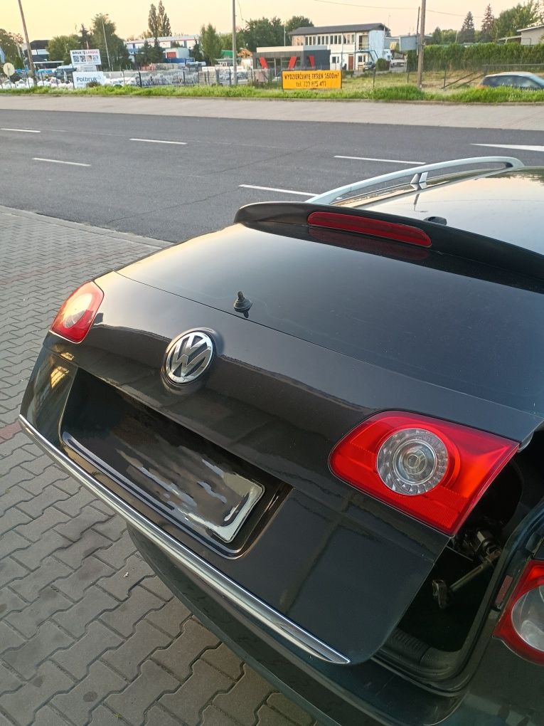 Passat B6 2.0tdi 140km LC8Z . Sprzedam w całości .