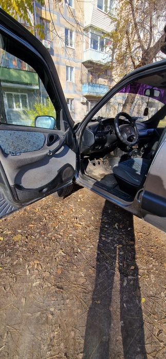 Нива Шевролет 2123