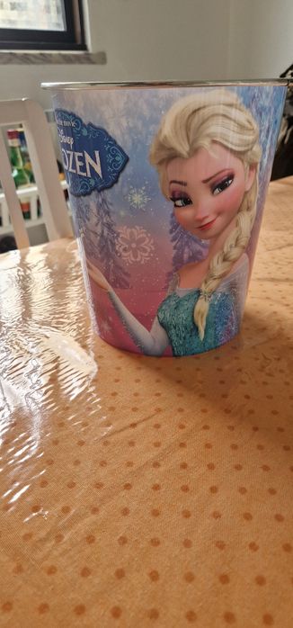 Balde de lixo da Disney - FROZEN