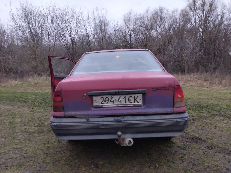 Продам Опель,в рабочем  состоянии