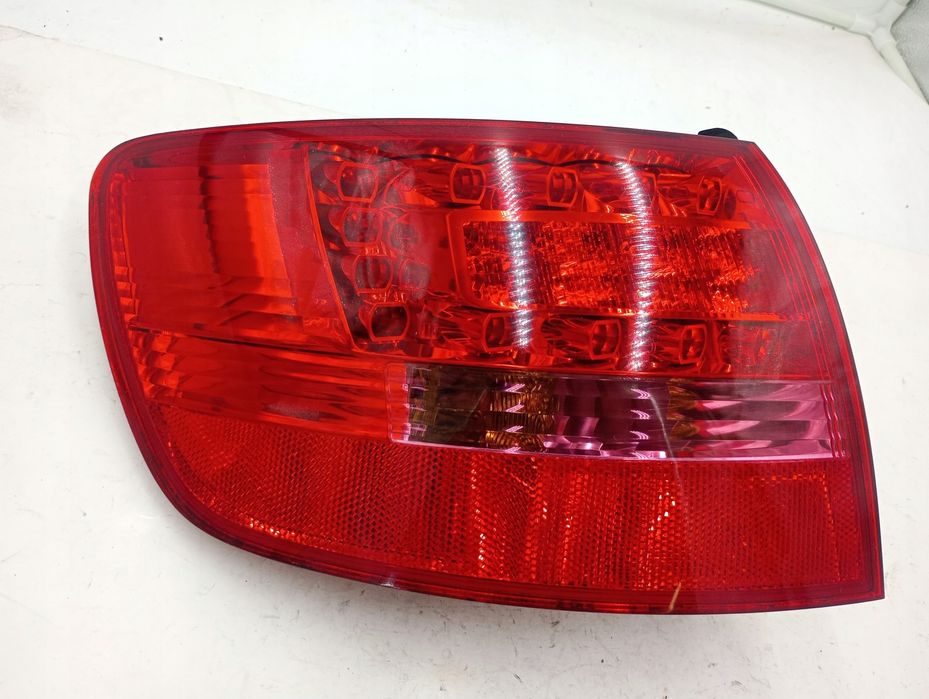 Lampa w błotnik Lewy tył Led Audi A6 C6 Kombi Allroad 4F9945095H