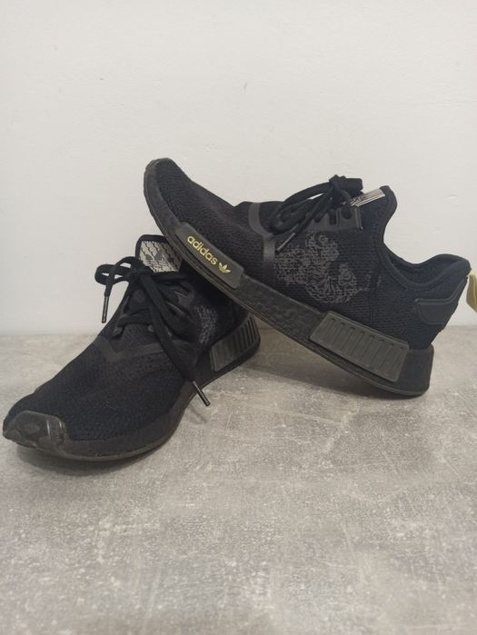 кроссовки Adidas NMD R1 Tokyo Dragon.