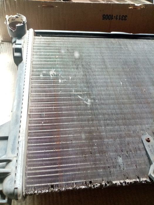 Радиатор на Mercedes w203