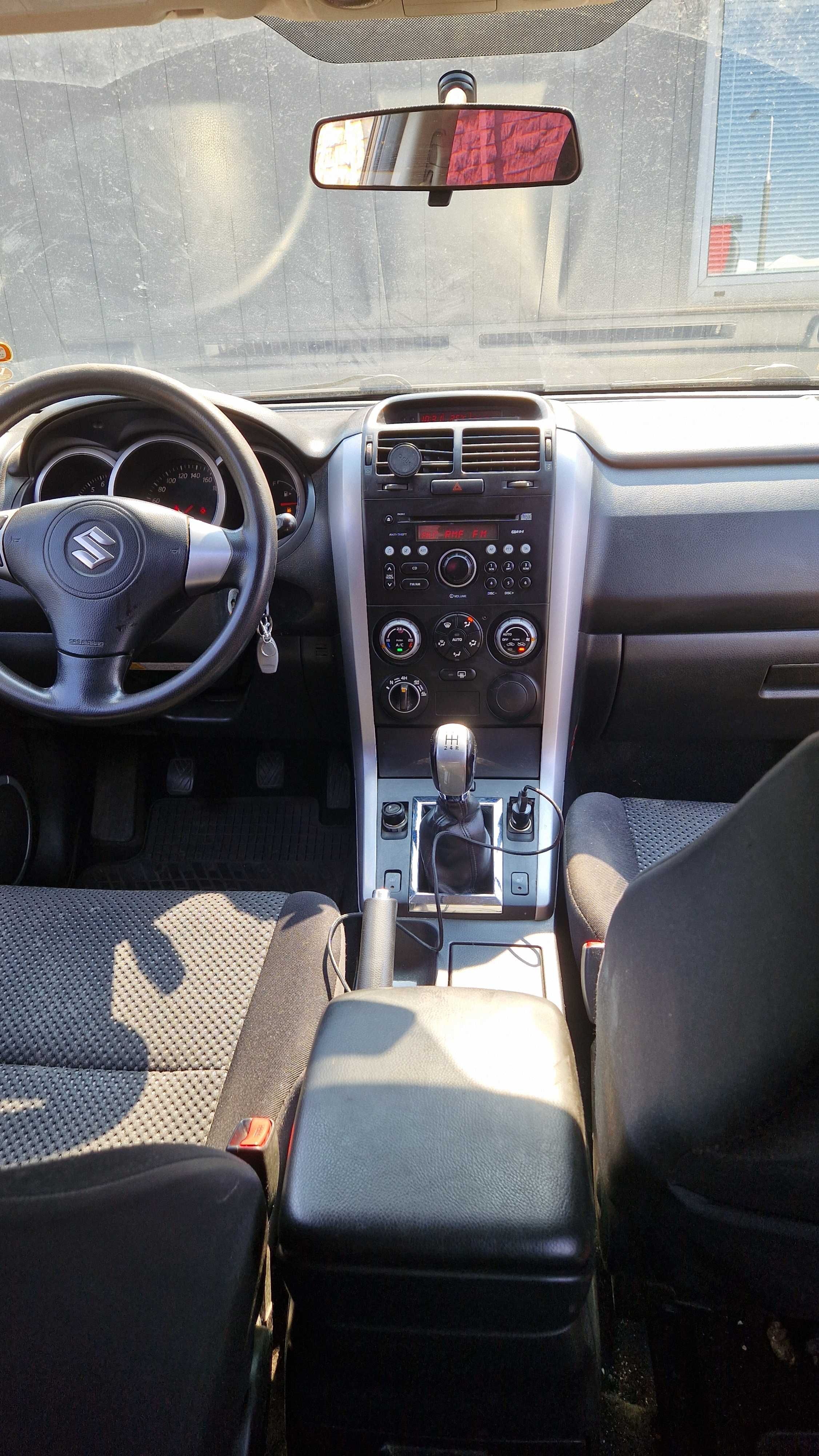 Sprzedam Suzuki Grand  Vitara 2006, benzyna +LPG, do naprawy