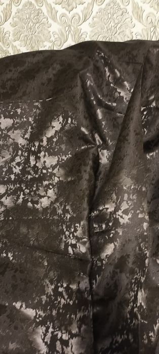 Продам комплект штор(ширина 3 м )