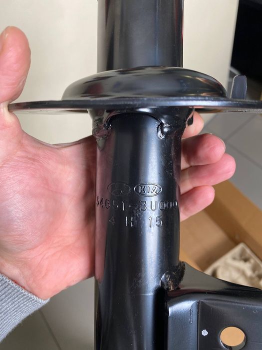 Оригінальні передні амортизатори Hyndai/ kia sportage Tuscon