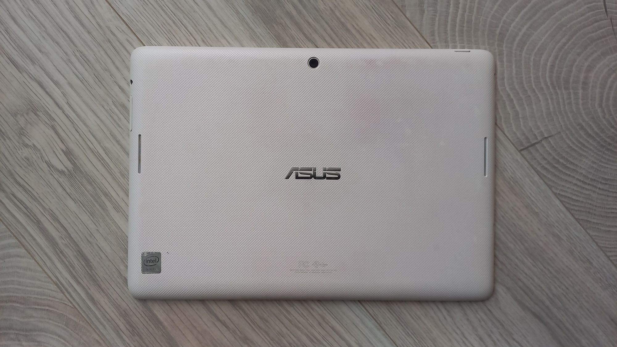 Задня кришка планшету Asus MemoPad ME303C