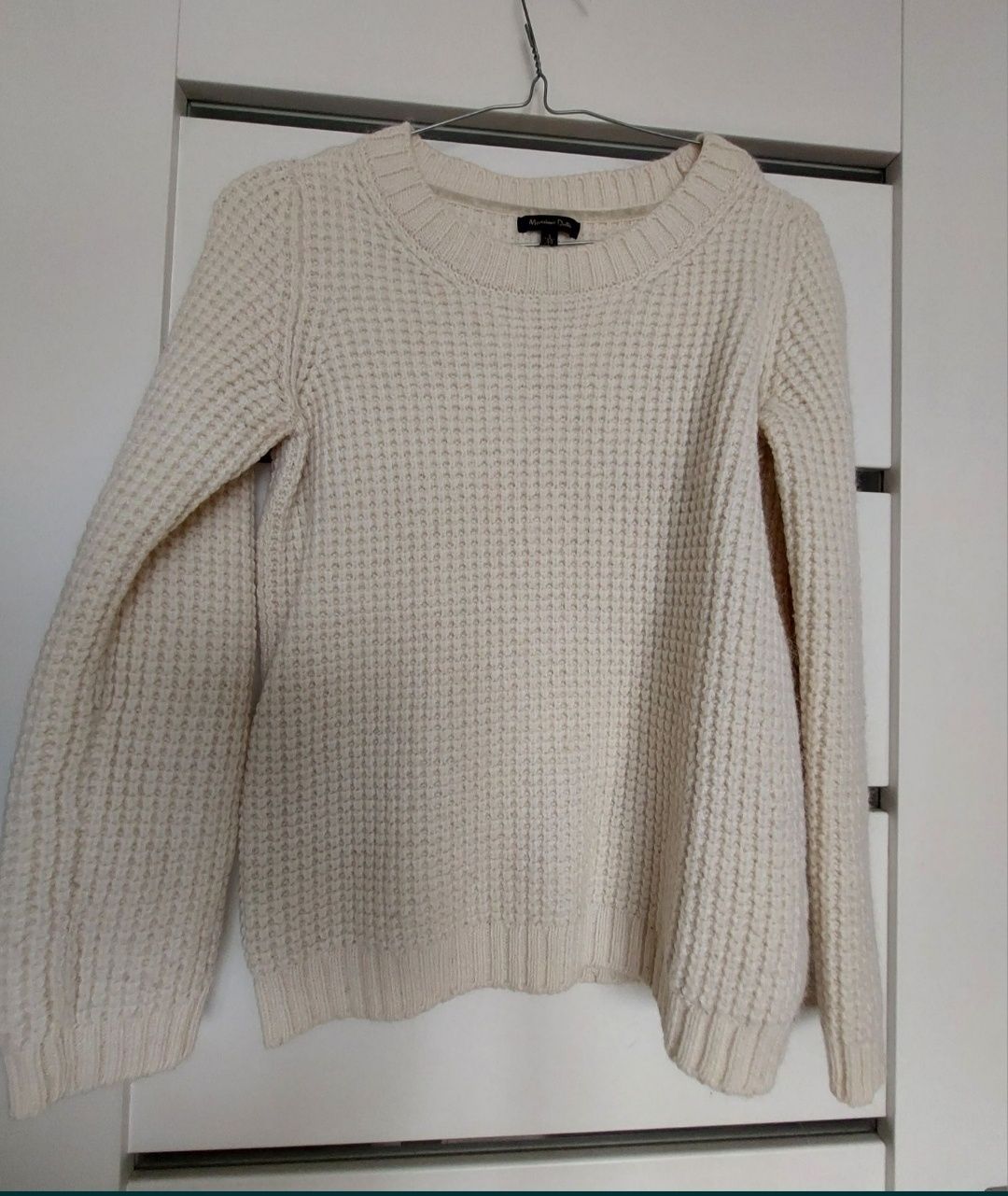 Klasyczny sweter Massimo Dutti