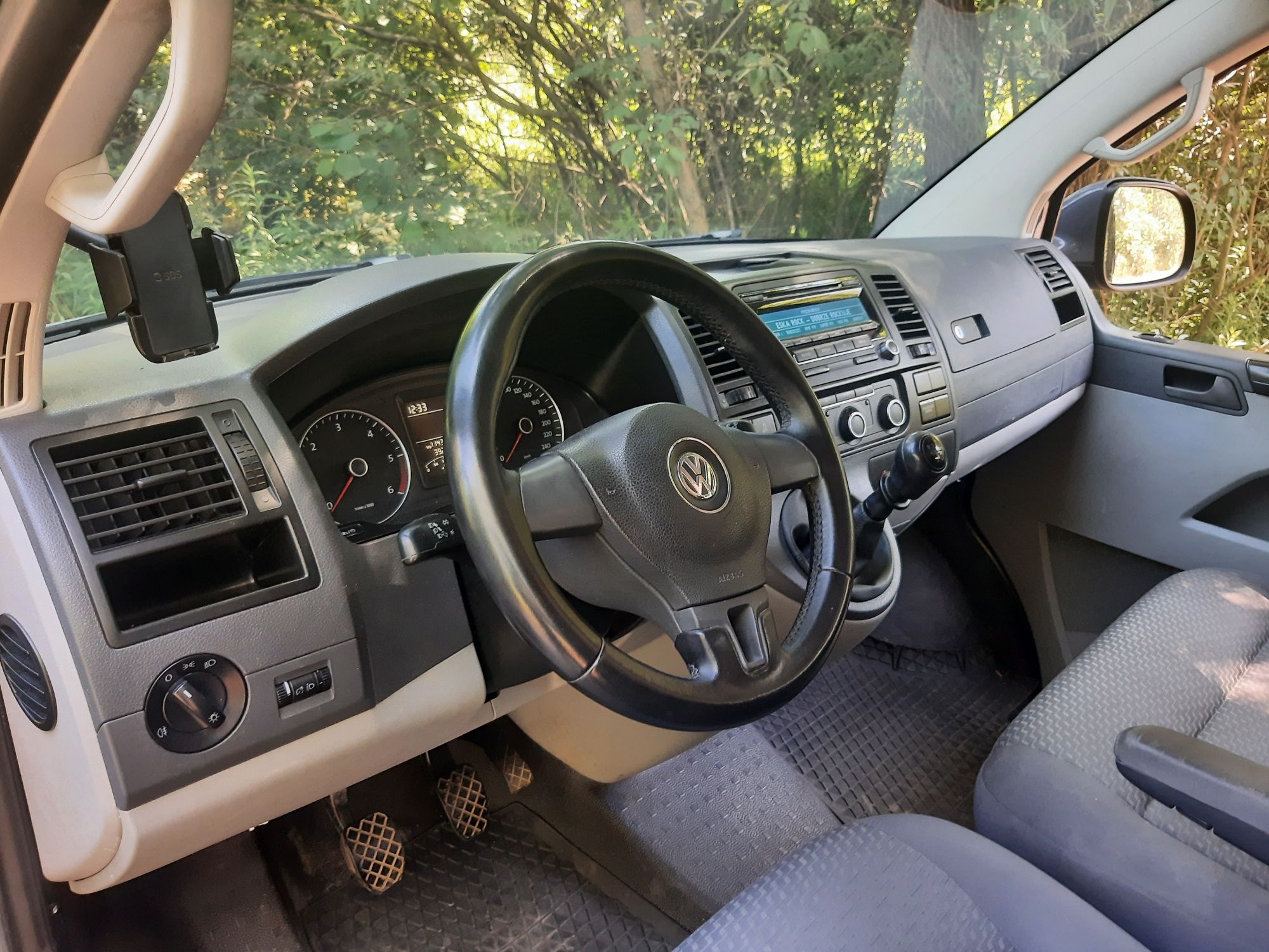 T5 2.0tdi 14r. Osobowy Klima przod i tyl 100% sprawny
