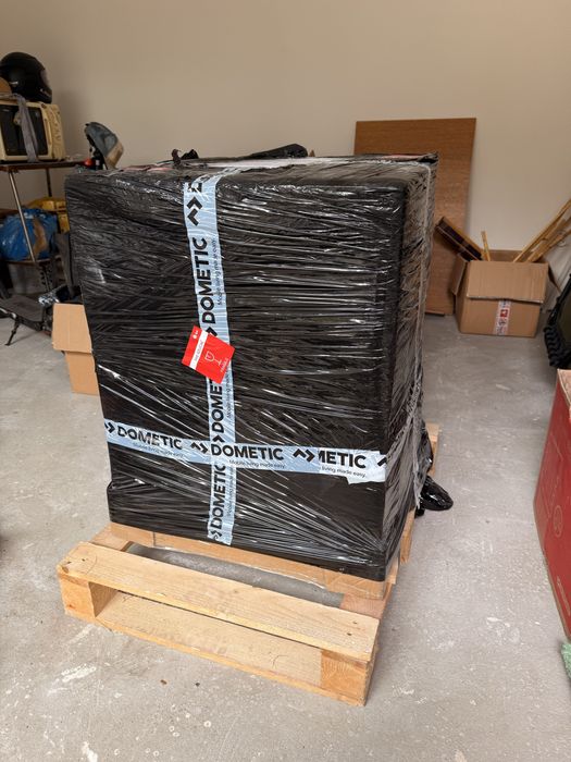 Lodowka Dometic rf60