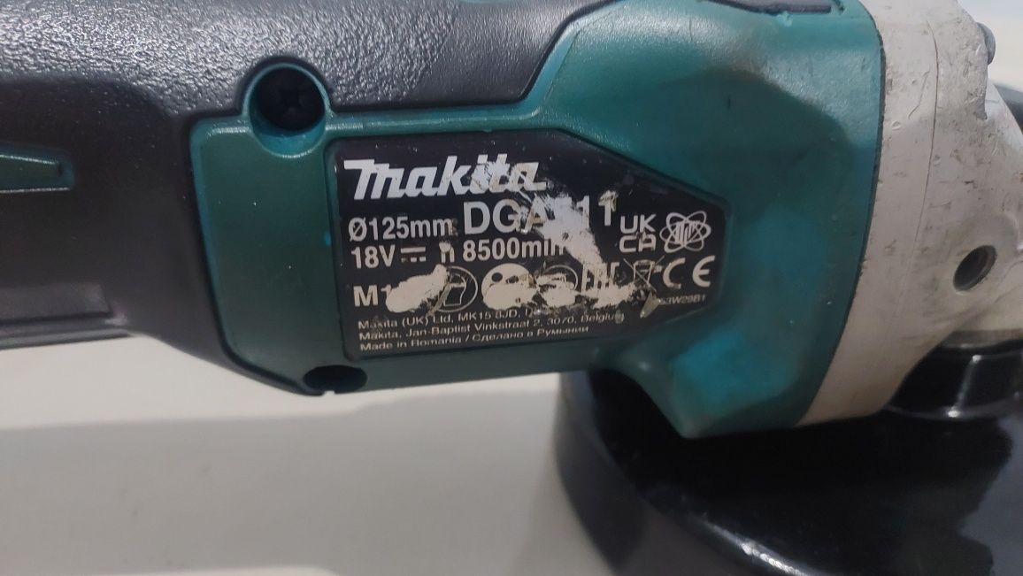 Акумуляторна кутова шліфувальна машина Makita DGA 511