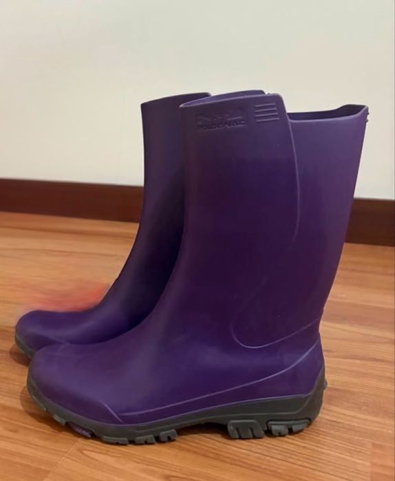 Vendo par de galochas