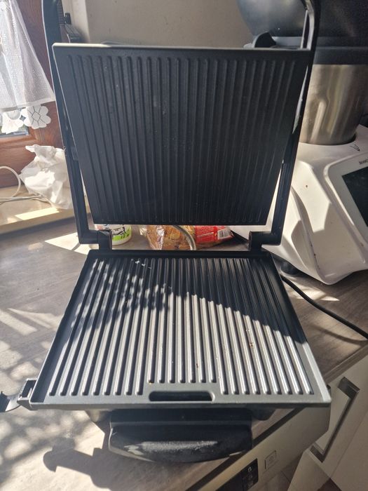 Grill elektryczny TEFAL Inicio GC241D38 2000 W