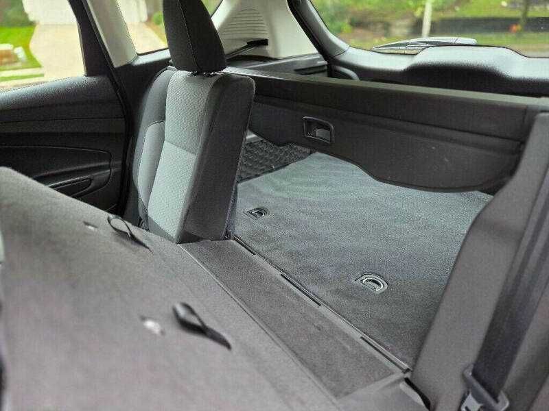 2017 Ford C-MAX Hybrid SE