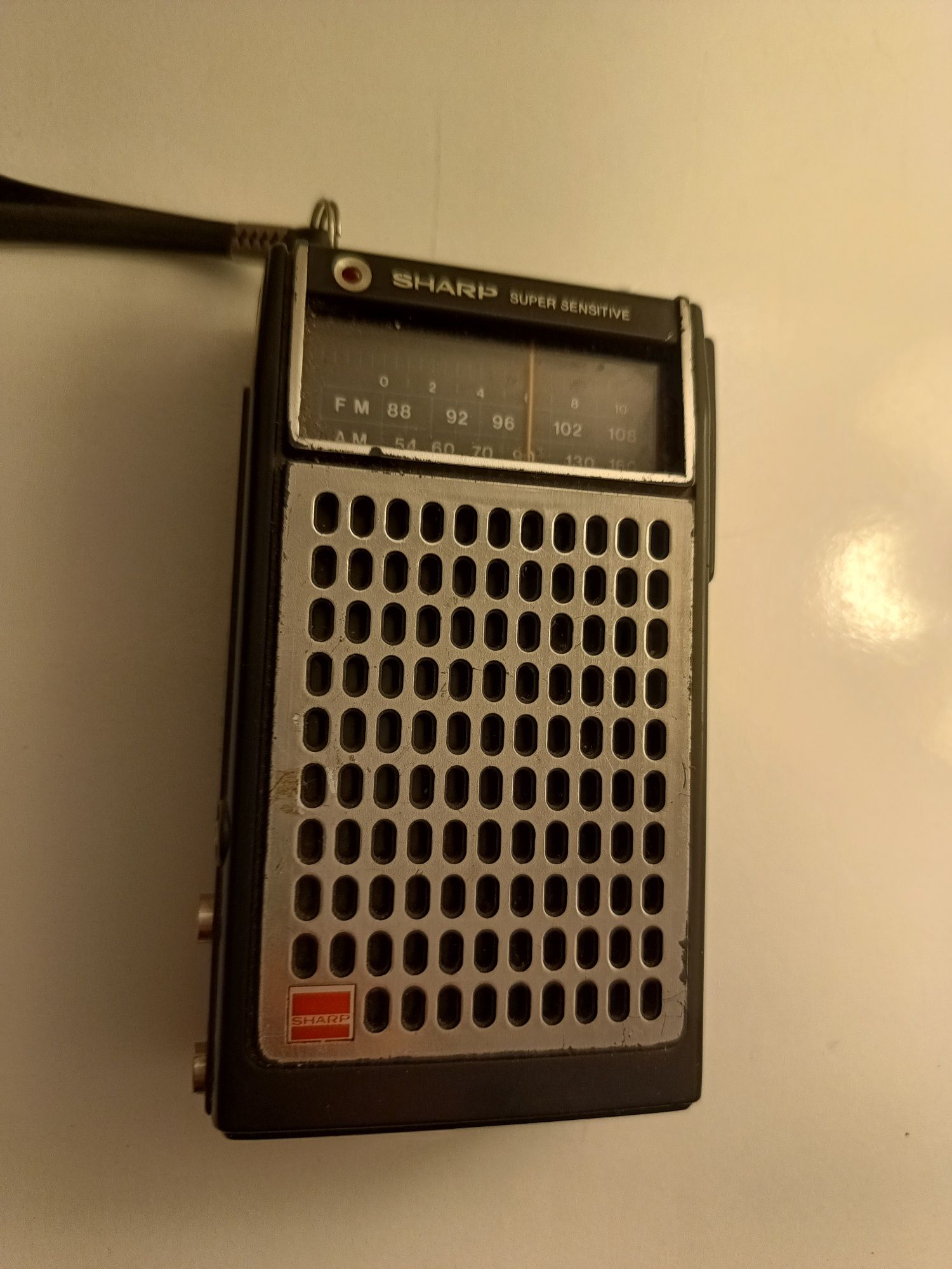 Radio Sharp przenośne kieszonkowe
