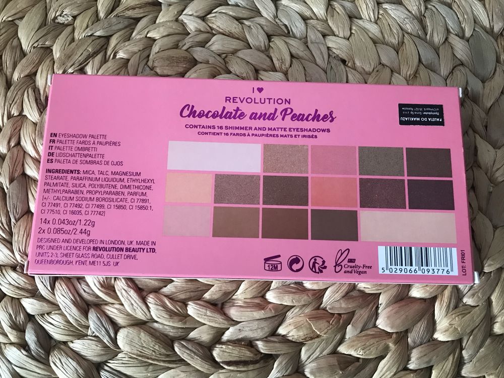 Paleta cieni makeup revolution