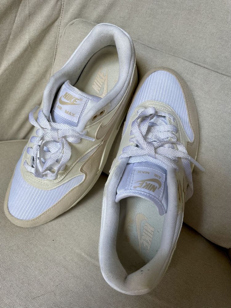 Nike AirMax, bezowo biale r.41