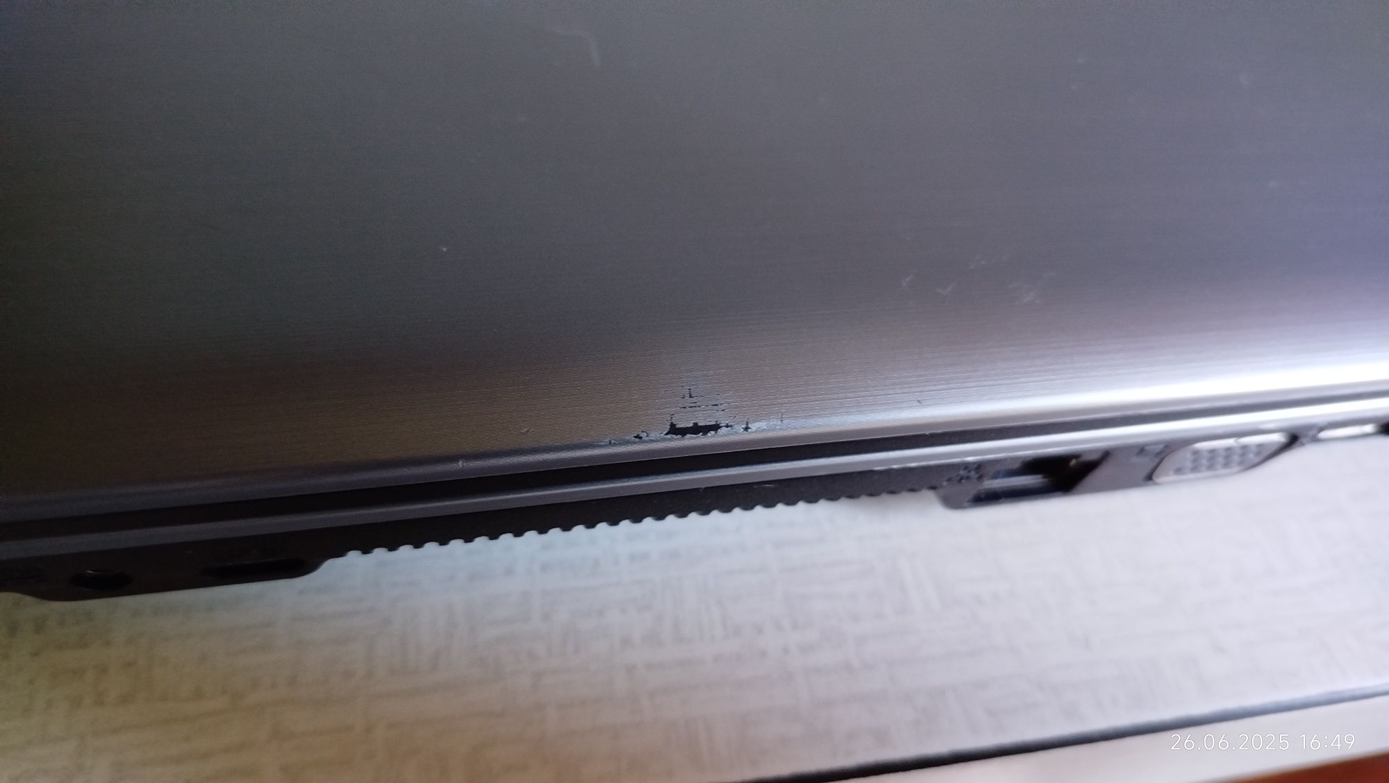 Ноутбук ASUS X540SA. Батарея 4 часа. Комплект ноут/чехол/зарядка/мышь.