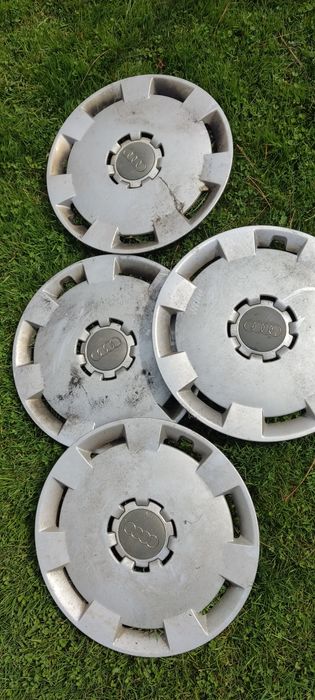 Kołpaki do Audi bardzo dobry