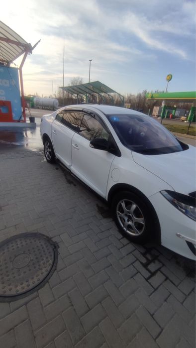 Renault fluence Z.E 2013р