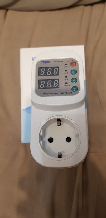 Реле защиты напряжения  и тока Geya