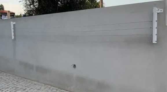 Estendal rebatível de parede