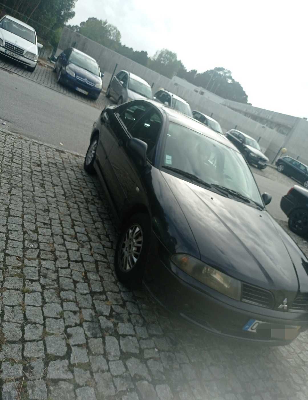 Mitsubishi carisma 1.9 Did ano 2003