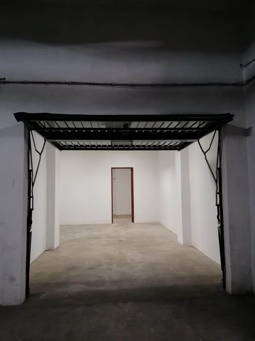 Alugo Garagem em Santo Onofre-Elvas