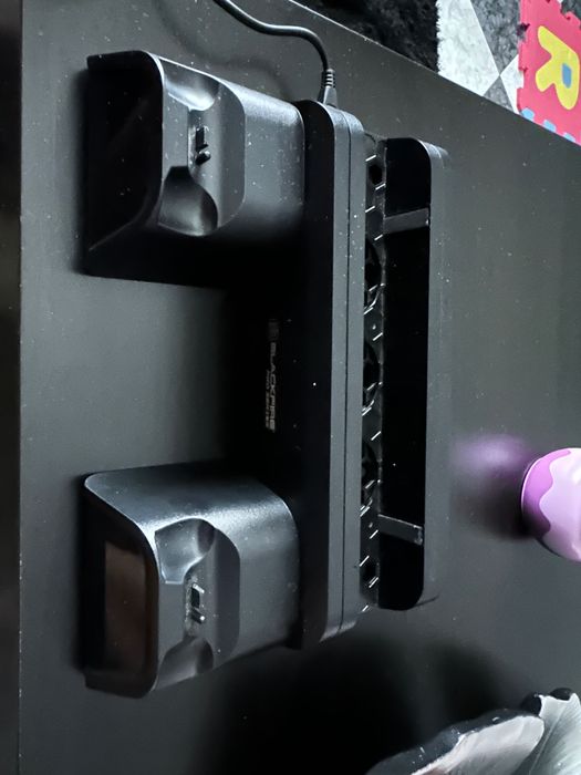 Coller ps4 com suporte para dois comandos e jogos